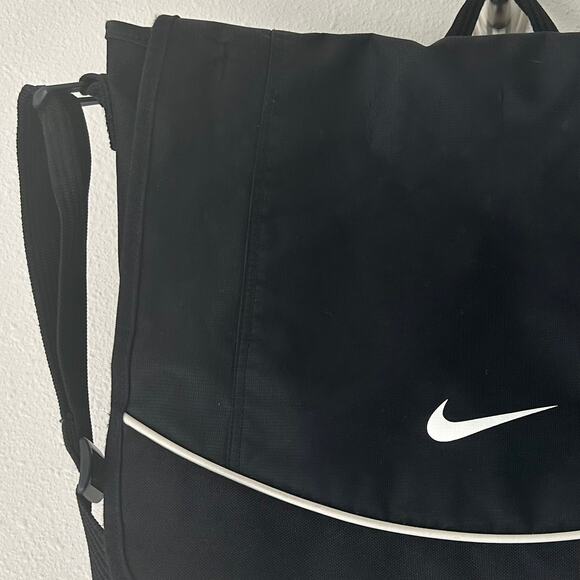 Vintage Nike center swoosh messanger bag 2005 Y2K Laptop crossbody pockets - Picture 2 of 16